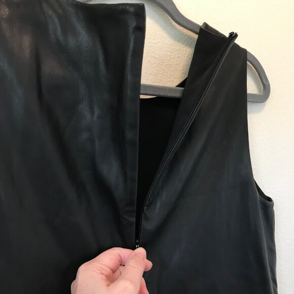 Carmen Marc Valvo Women's Faux Leather Black Cutout Shift Dress Size 6 Gothic - Picture 9 of 15